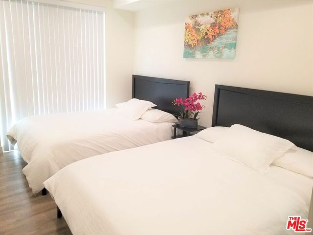 744 Hartford 206, Los Angeles, CA 90017