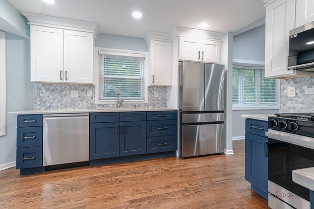 223 Delia Drive, Wauconda, IL 60084