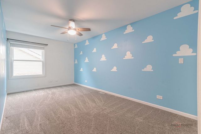 223 Delia Drive, Wauconda, IL 60084