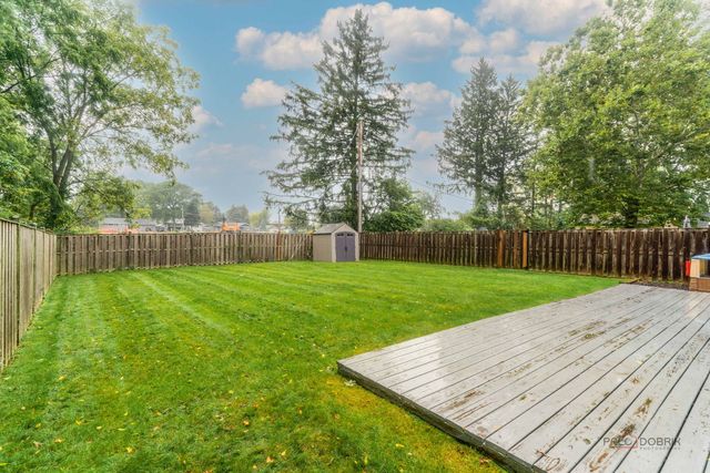 223 Delia Drive, Wauconda, IL 60084