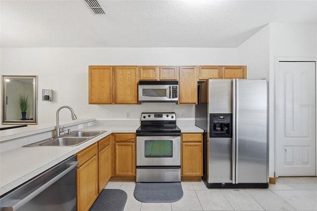 417 WILTON CIRCLE, Sanford, FL 32773