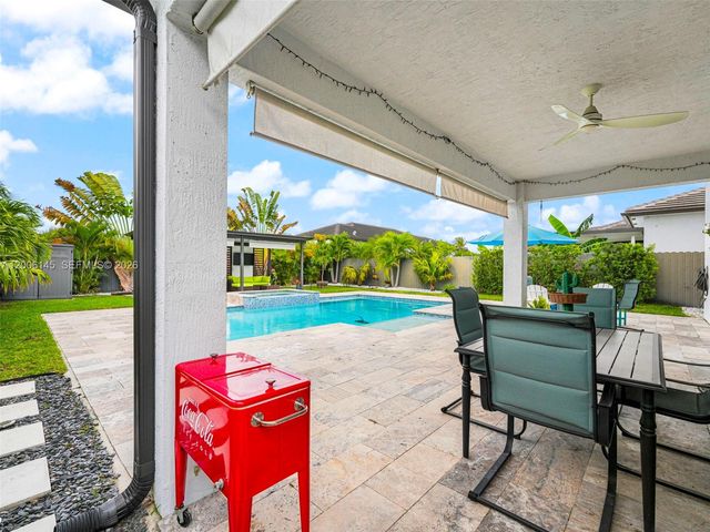 1942 SW 145th Ave, Miami, FL 33175