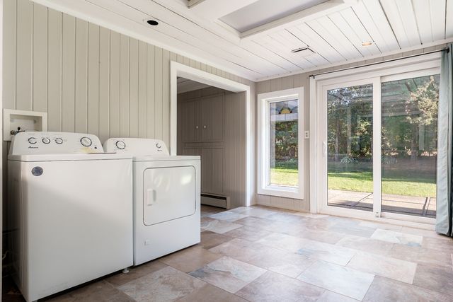 1825 Edgebrook Drive, Rockford, IL 61107