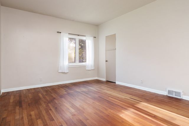 1825 Edgebrook Drive, Rockford, IL 61107