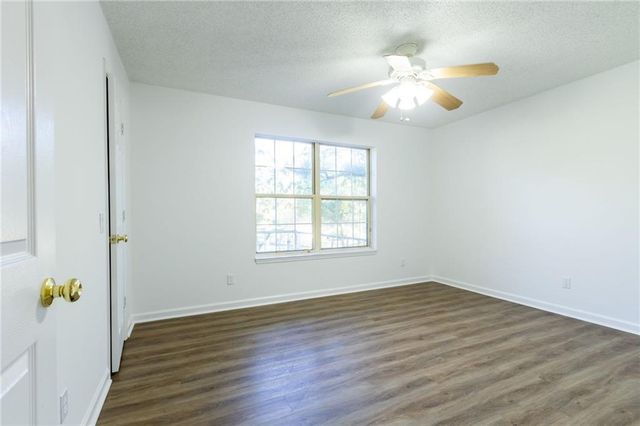 4908 Tarleton SW Drive, Lilburn, GA 30047