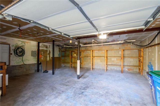 4908 Tarleton SW Drive, Lilburn, GA 30047