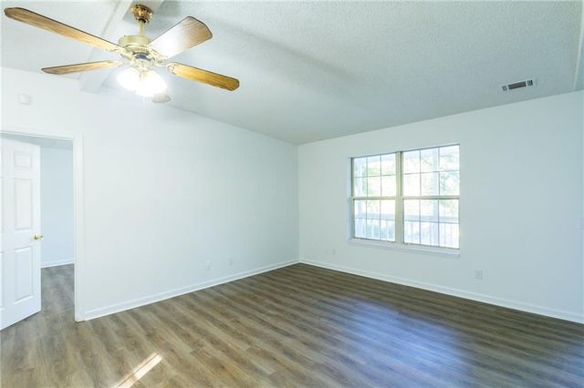 4908 Tarleton SW Drive, Lilburn, GA 30047