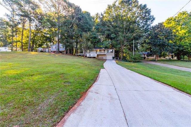 4908 Tarleton SW Drive, Lilburn, GA 30047