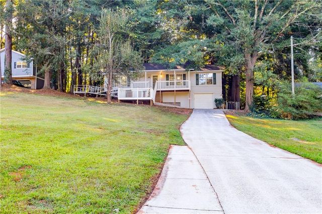 4908 Tarleton SW Drive, Lilburn, GA 30047