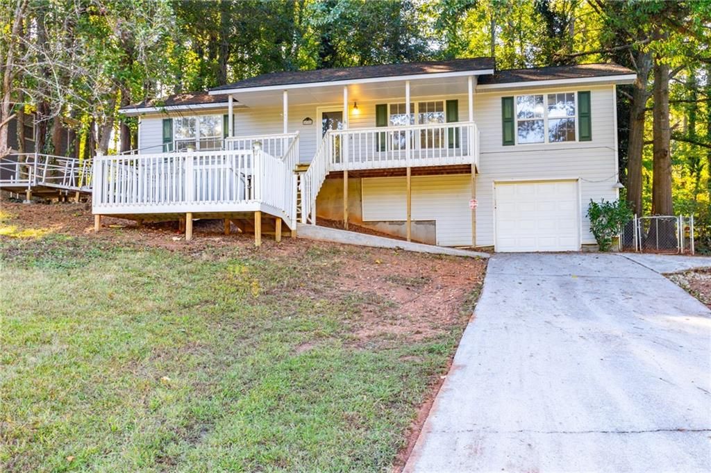 4908 Tarleton SW Drive, Lilburn, GA 30047