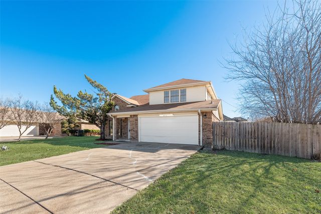 6415 Brownlee Lane, Arlington, TX 76018