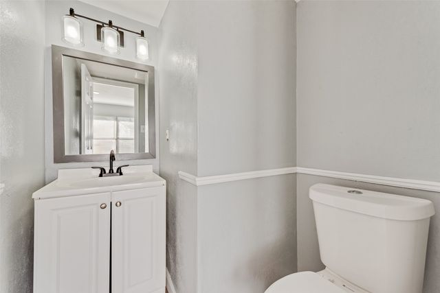 6415 Brownlee Lane, Arlington, TX 76018