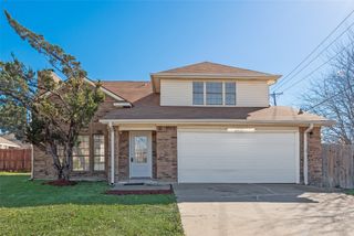 6415 Brownlee Lane, Arlington, TX 76018