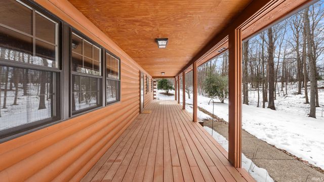 1764 Brown Station Road, Bedford, IN 47421