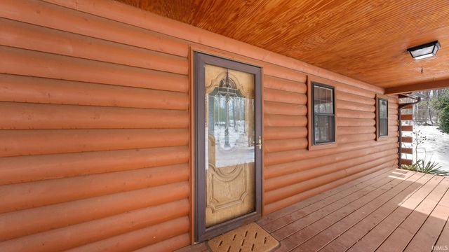 1764 Brown Station Road, Bedford, IN 47421