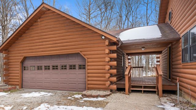 1764 Brown Station Road, Bedford, IN 47421