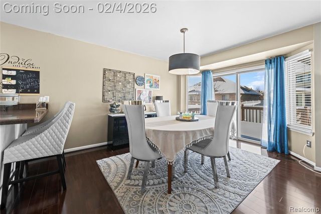 33231 Looney Drive, Rockwood, MI 48173