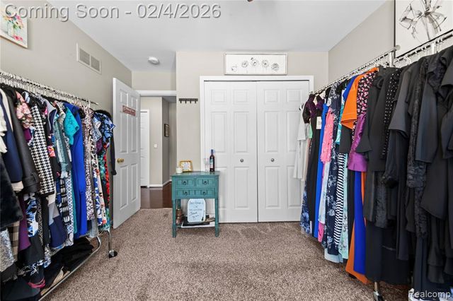 33231 Looney Drive, Rockwood, MI 48173