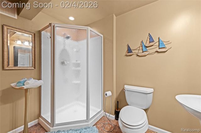 33231 Looney Drive, Rockwood, MI 48173