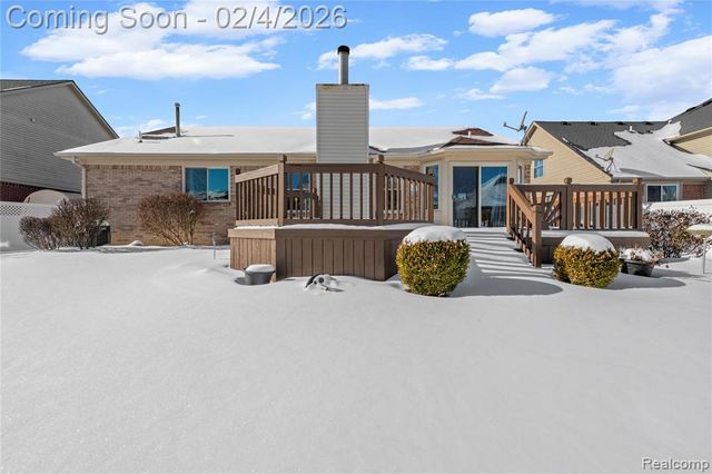 33231 Looney Drive, Rockwood, MI 48173