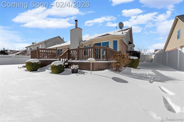 33231 Looney Drive, Rockwood, MI 48173