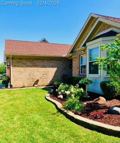 33231 Looney Drive, Rockwood, MI 48173