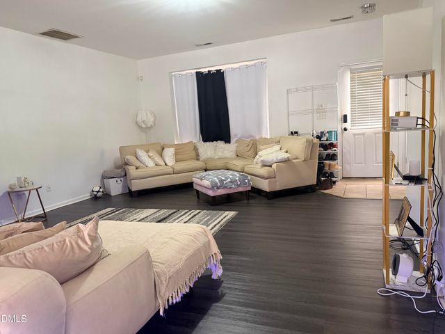 5345 Glen Canyon Road, Raleigh, NC 27616