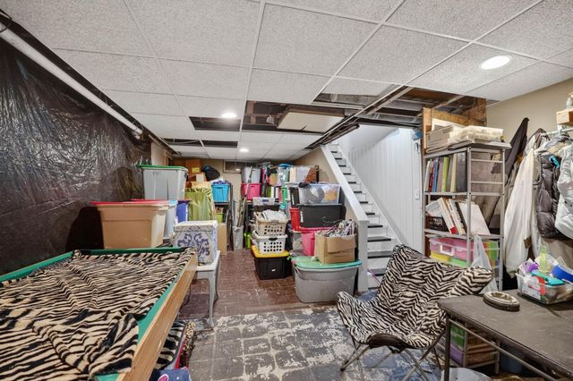 2211 W 3Rd Street, Waterloo, IA 50701