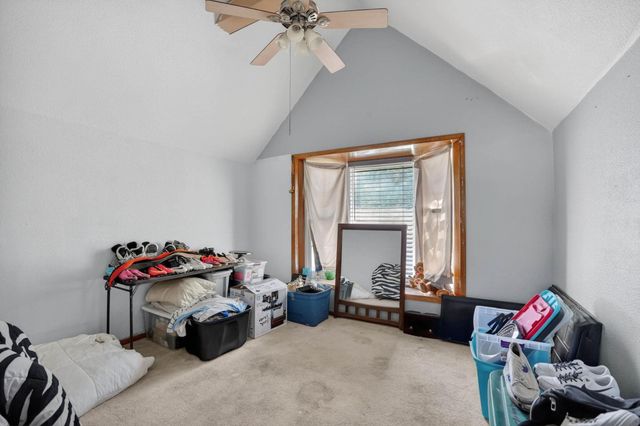 2211 W 3Rd Street, Waterloo, IA 50701