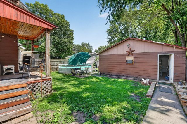 2211 W 3Rd Street, Waterloo, IA 50701