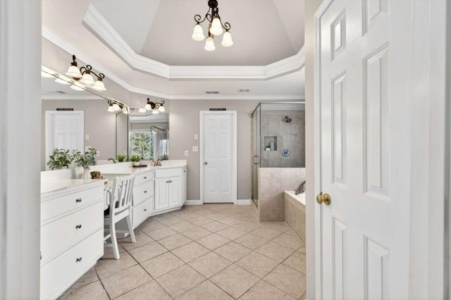 6040 Tangletree Drive, Roswell, GA 30075