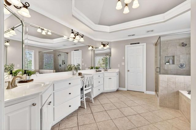 6040 Tangletree Drive, Roswell, GA 30075