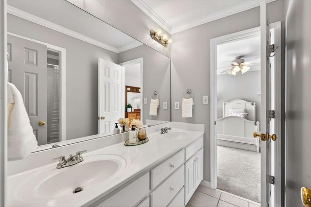 6040 Tangletree Drive, Roswell, GA 30075