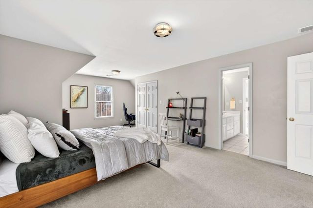 6040 Tangletree Drive, Roswell, GA 30075