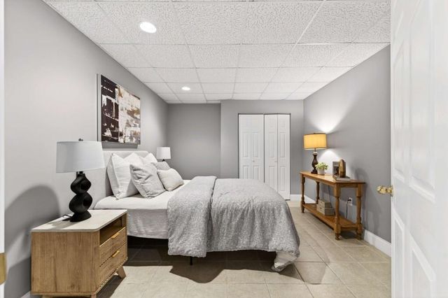 6040 Tangletree Drive, Roswell, GA 30075