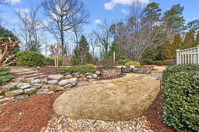 6040 Tangletree Drive, Roswell, GA 30075