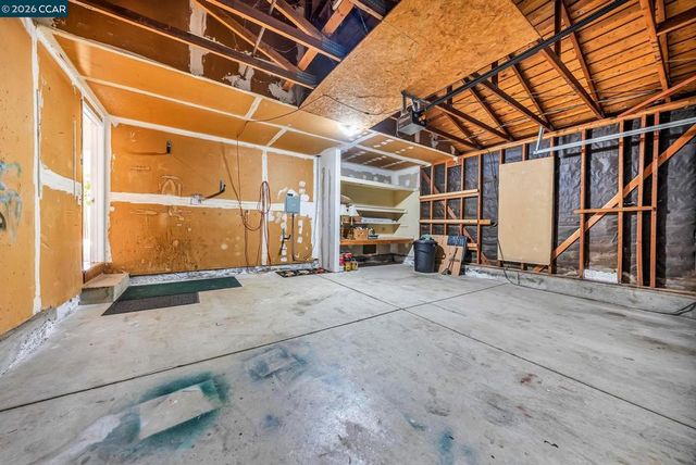 121 Fir Ct, Hercules, CA 94547