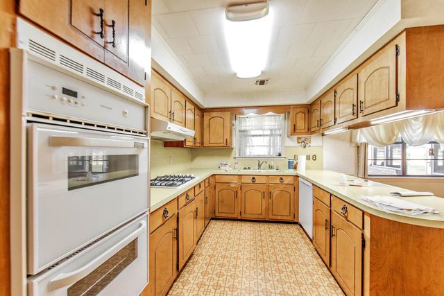 1351 Doctor Beatrous Rd, Theriot, LA 70397