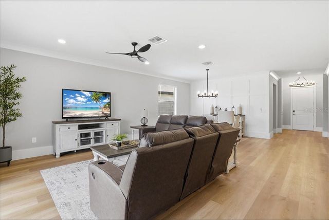 15161 SERENE SHORES LOOP, Bradenton, FL 34211