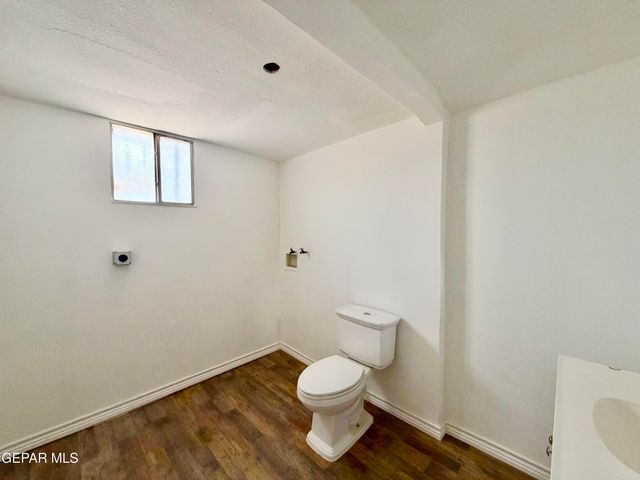 418 S ESTRELLA Street, El Paso, TX 79905