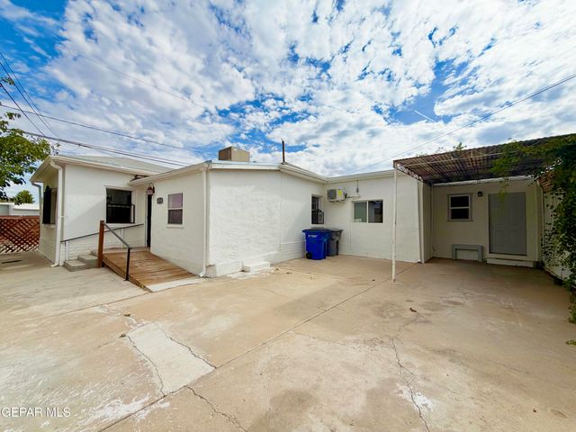 418 S ESTRELLA Street, El Paso, TX 79905