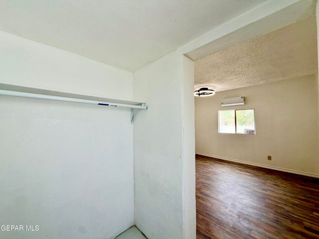 418 S ESTRELLA Street, El Paso, TX 79905