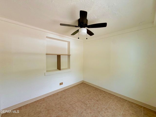 418 S ESTRELLA Street, El Paso, TX 79905