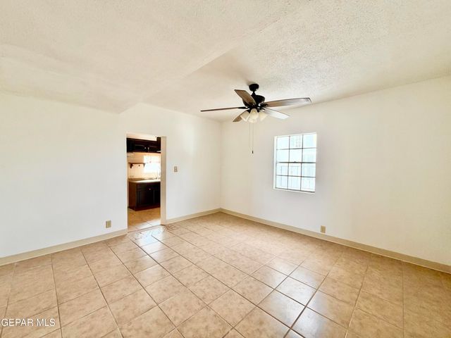 418 S ESTRELLA Street, El Paso, TX 79905