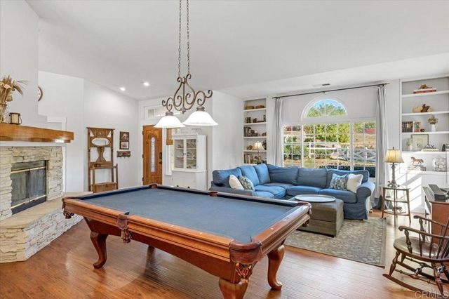 31301 Kira Pl, Valley Center, CA 92082