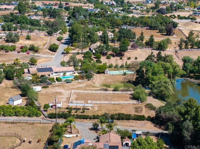 31301 Kira Pl, Valley Center, CA 92082
