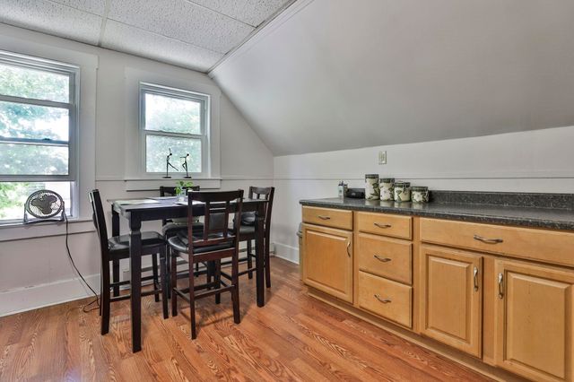 101 Blossom Street, Nashua, NH 03060