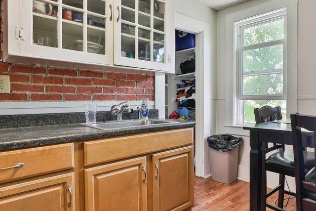 101 Blossom Street, Nashua, NH 03060