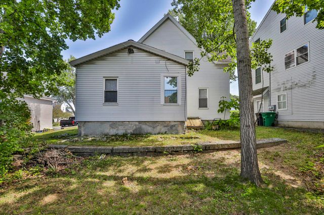 101 Blossom Street, Nashua, NH 03060