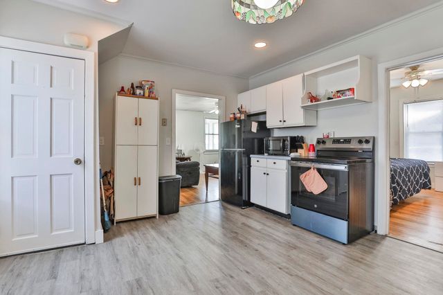 101 Blossom Street, Nashua, NH 03060